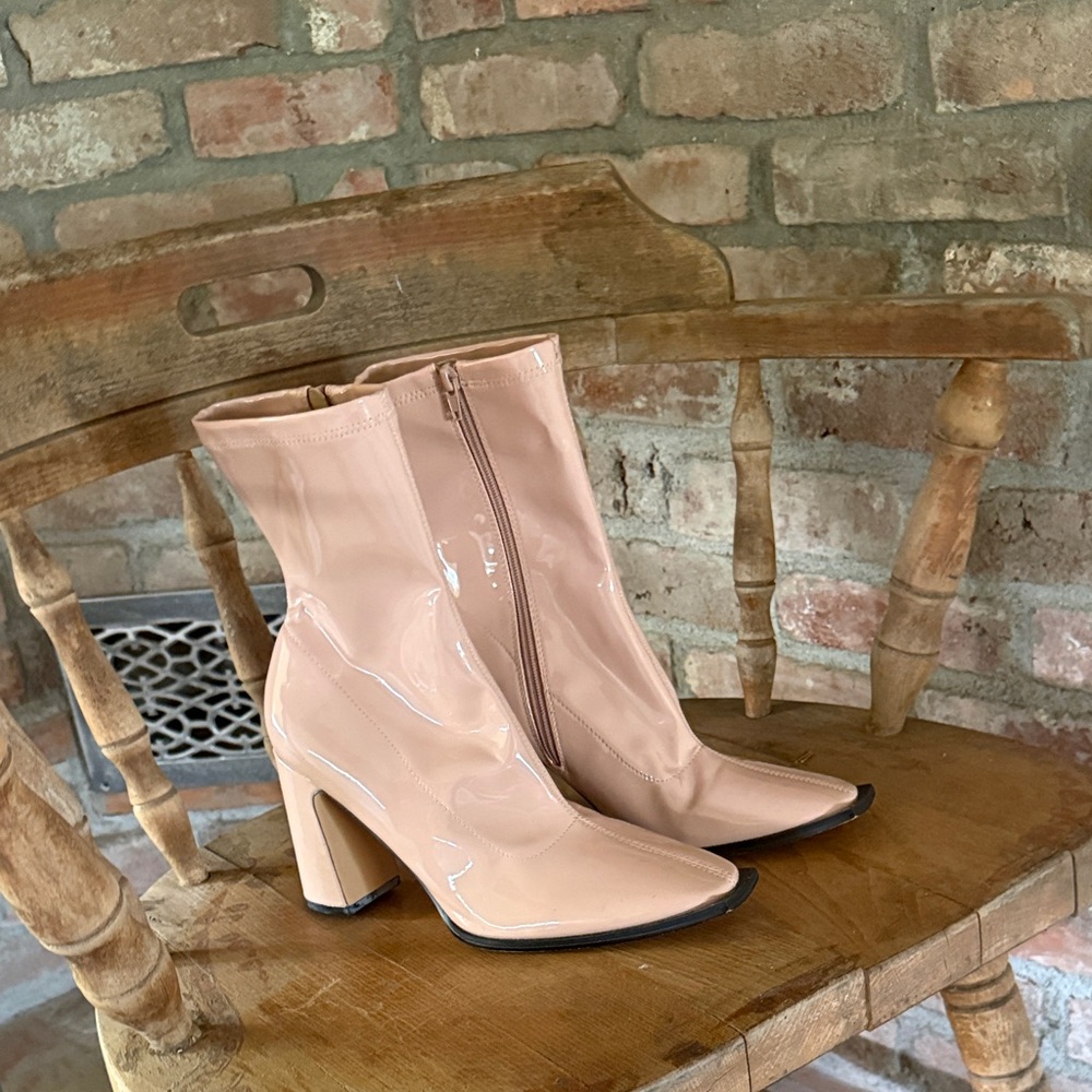 EGO Boots Blush Patent Mid-Calf Block Heel Boots U.S 9